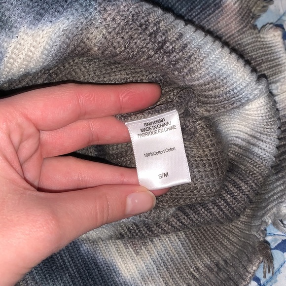 Young Fabulous and Broke Cardigan *missing a button - Picture 6 of 11